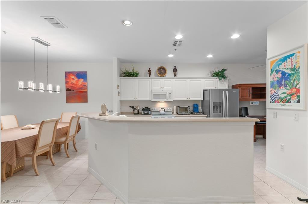 4853 Hampshire CT 105