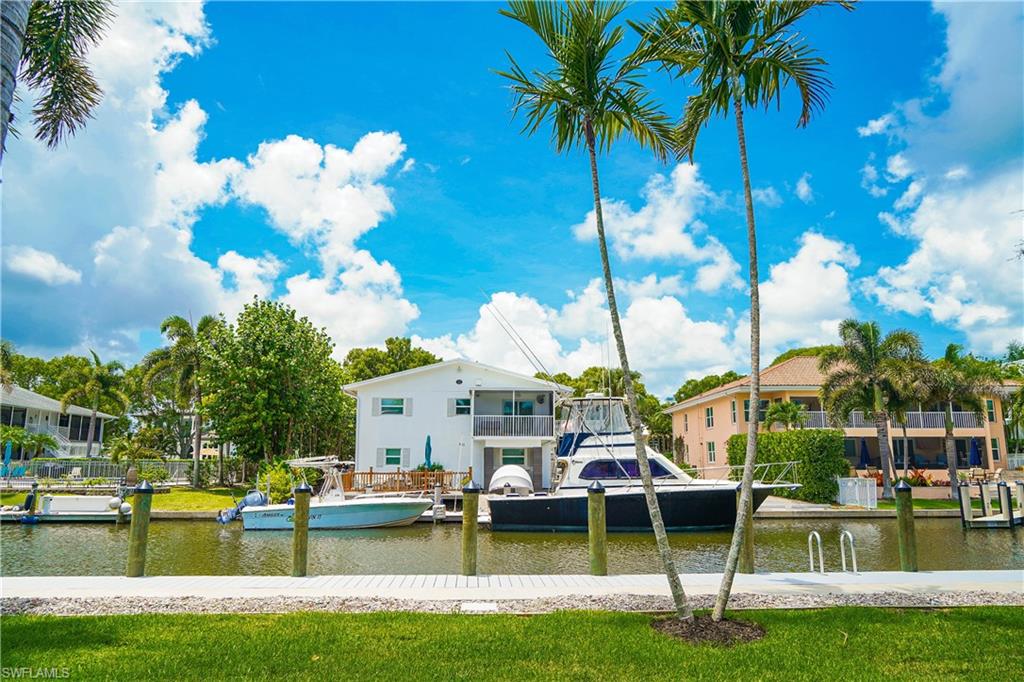 1686 Blue Point AVE B9