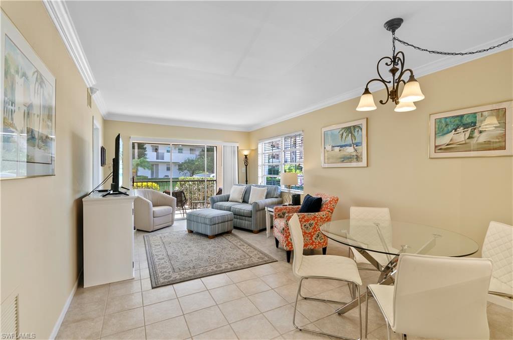 5 High Point CIR W 104