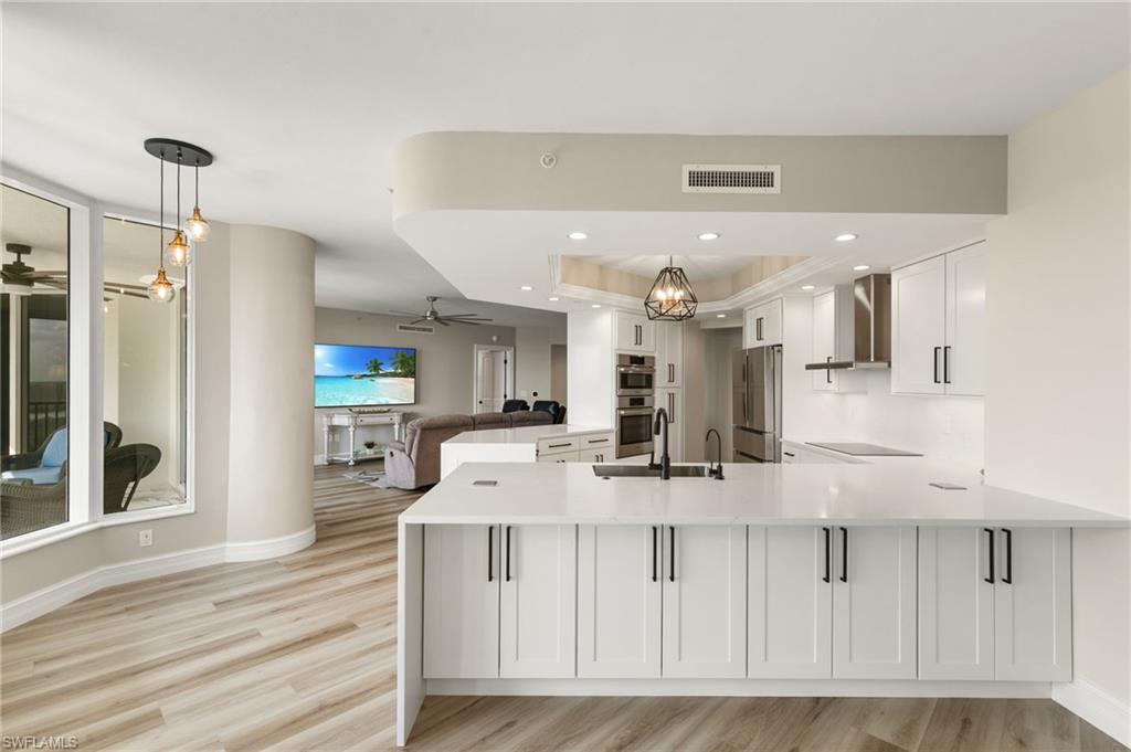 1060 Borghese LN 902