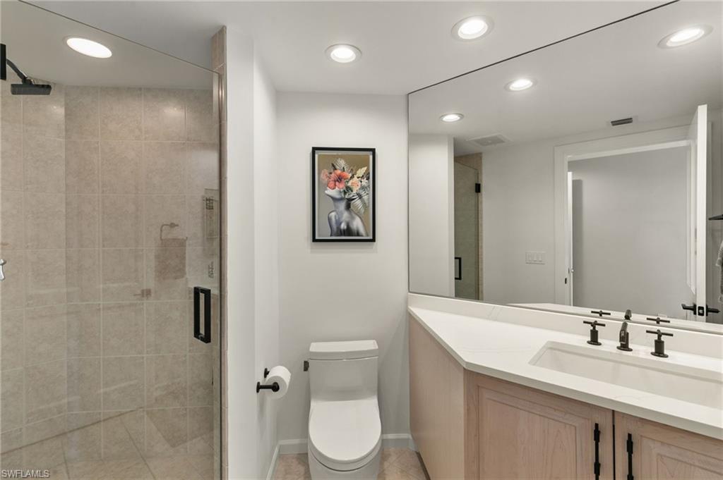1060 Borghese LN 902