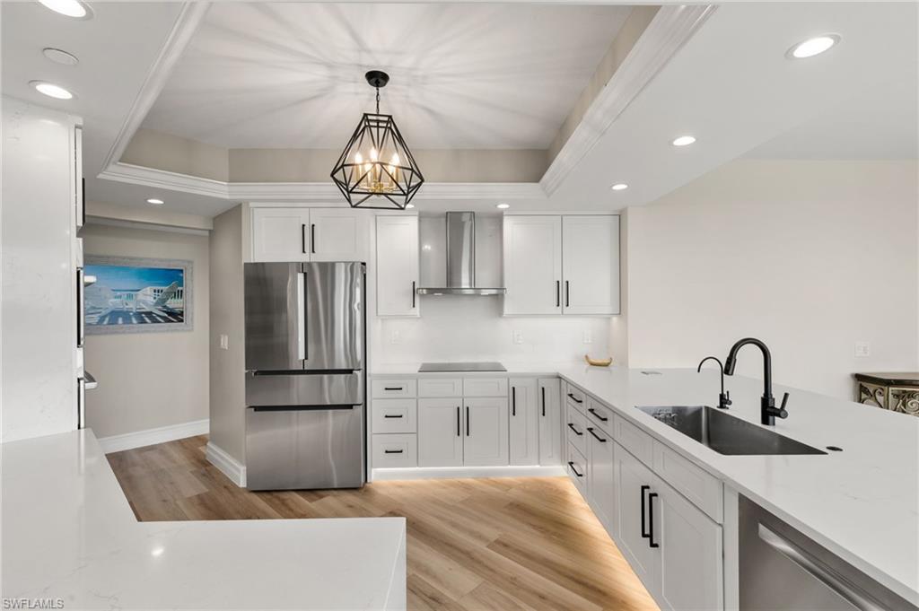 1060 Borghese LN 902