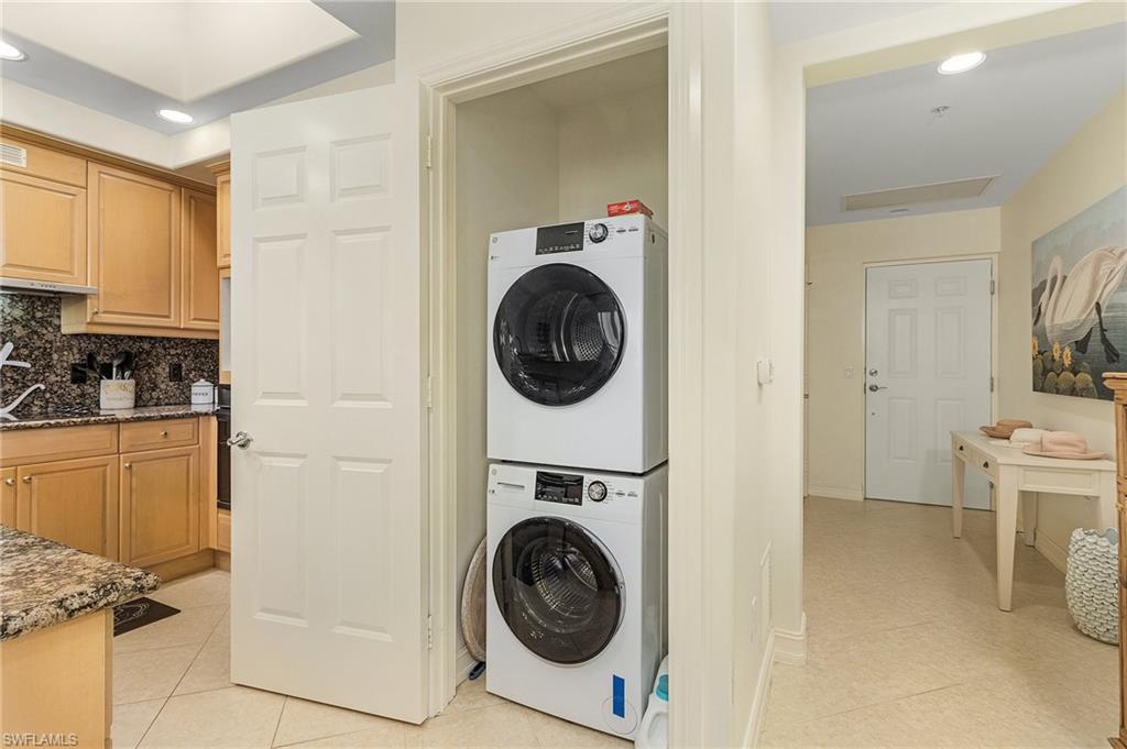 2728 Tiburon BLVD E 401