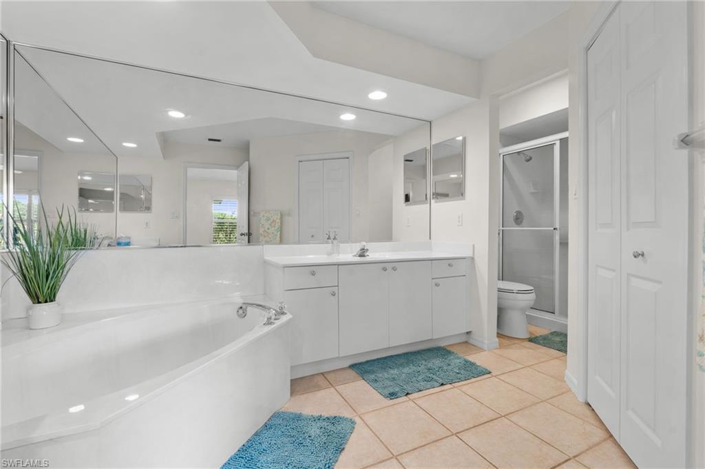 4907 Europa DR