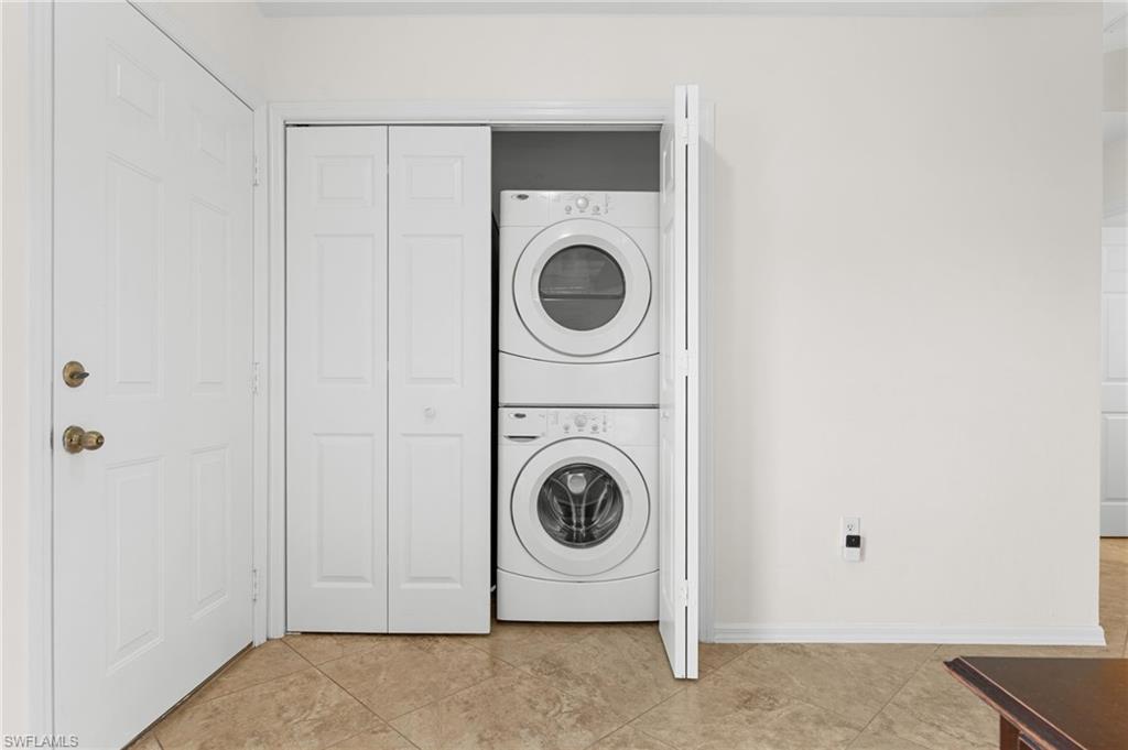 4907 Europa DR