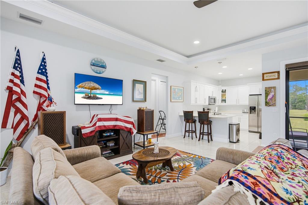 255 Everglades BLVD S