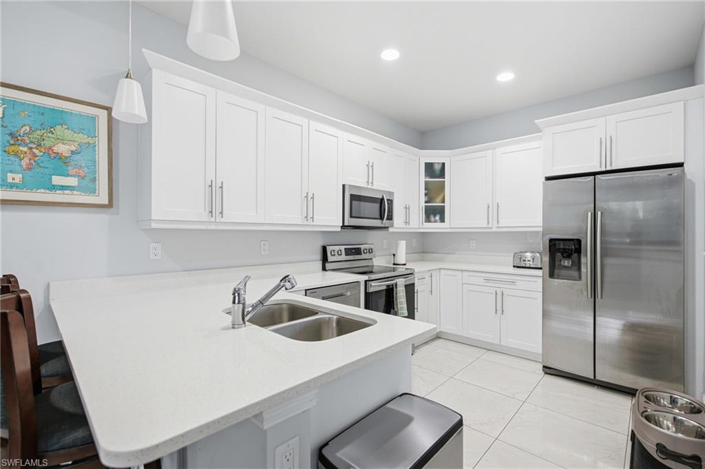 255 Everglades BLVD S