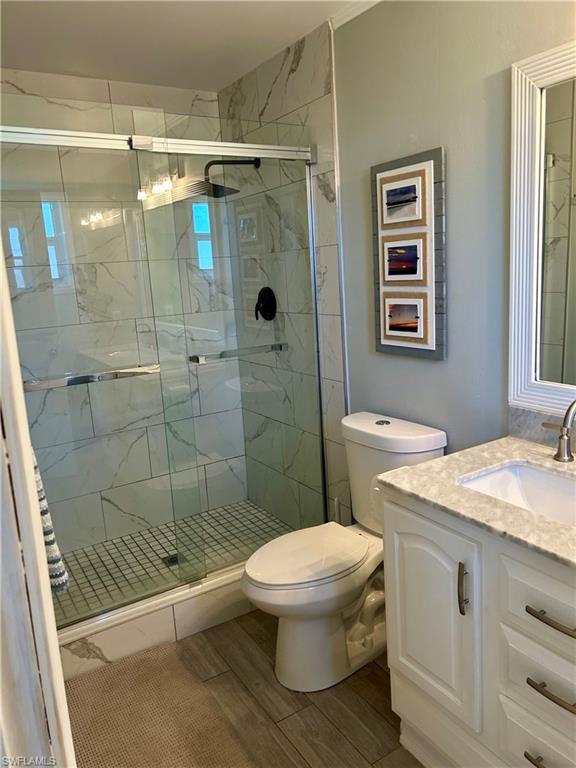 633 Palm View DR 4