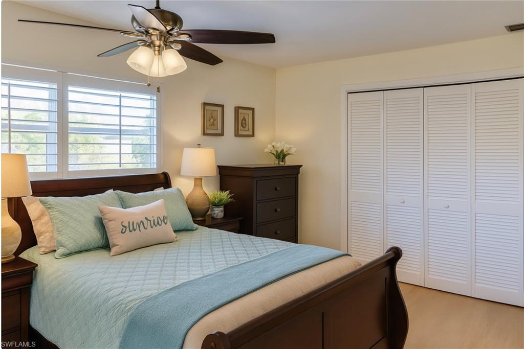 633 Palm View DR 4