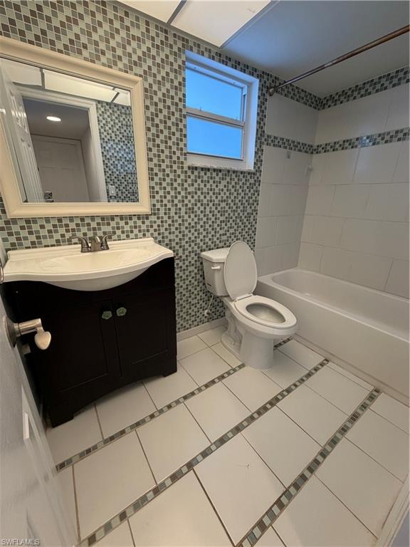 190 Turtle Lake CT 307