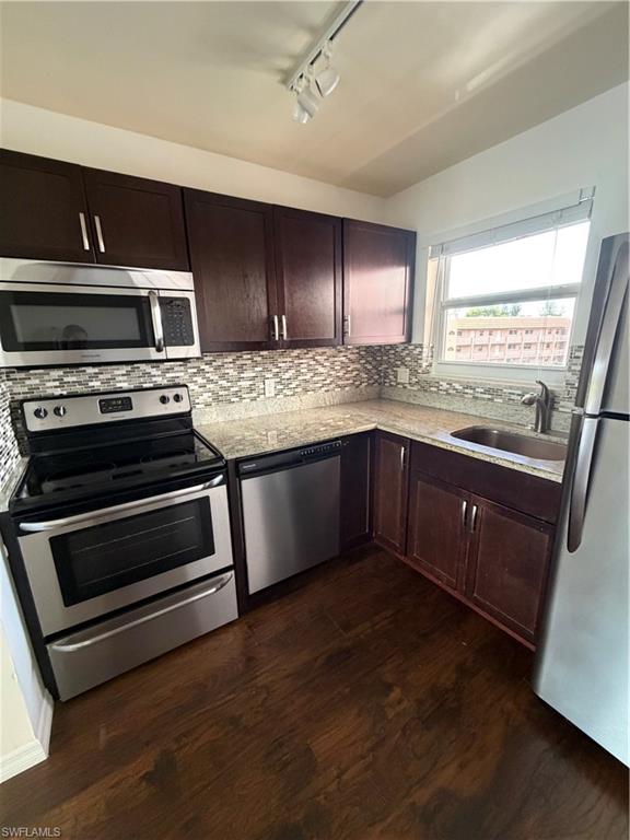 190 Turtle Lake CT 307
