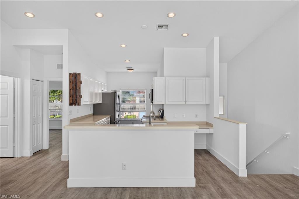 25058 Peacock LN 202