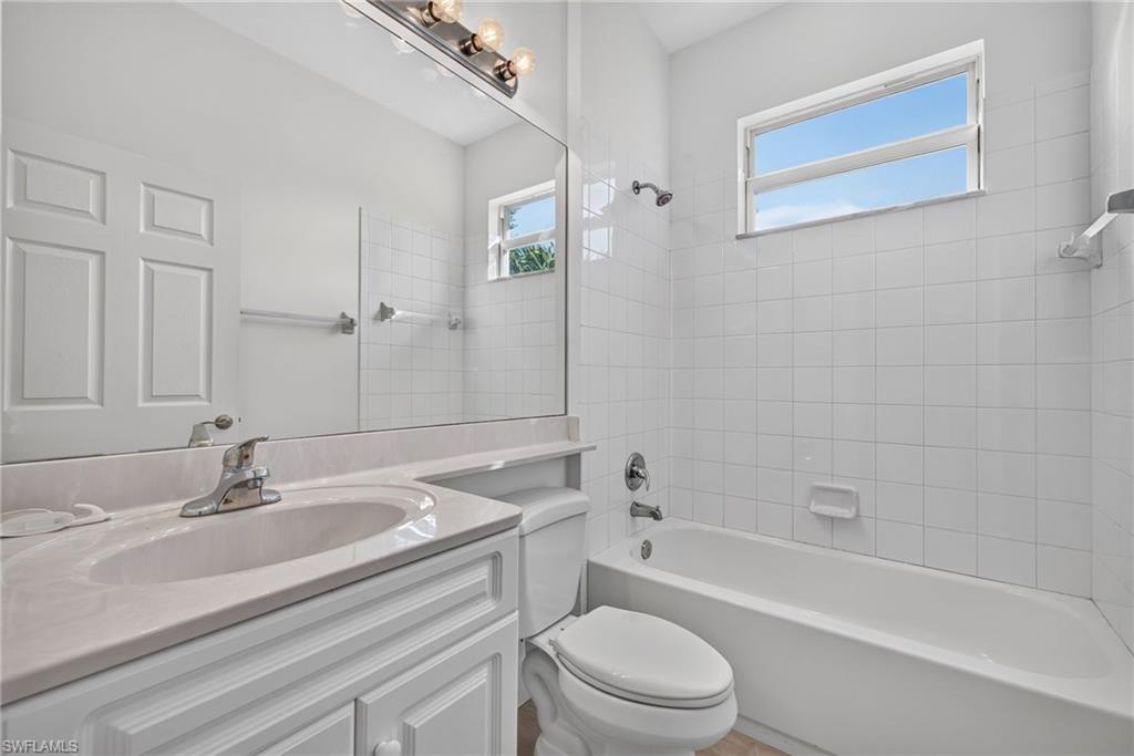 25058 Peacock LN 202