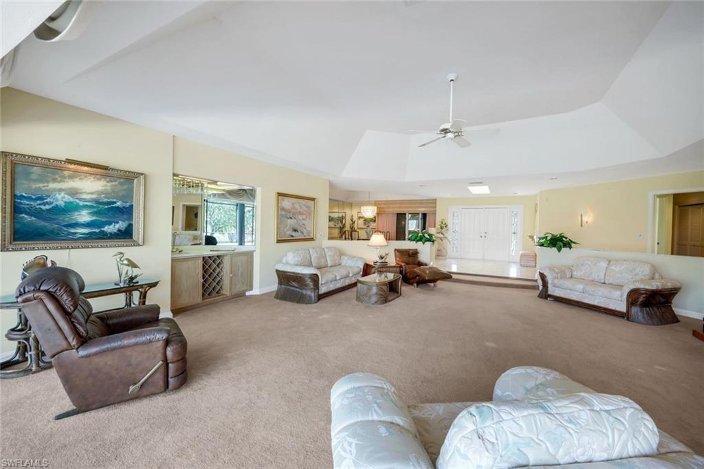 2227 Regal WAY