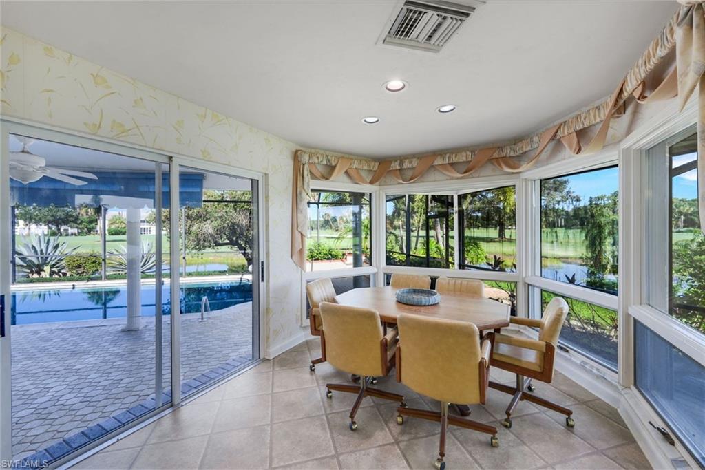 2227 Regal WAY