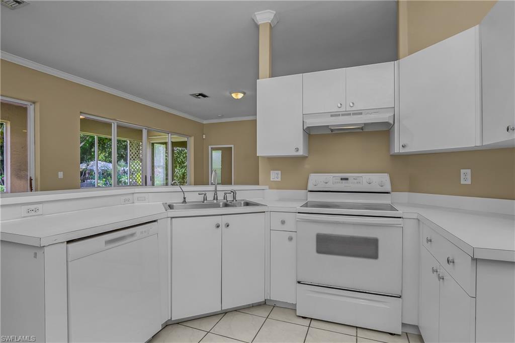 11082 LAKELAND CIR
