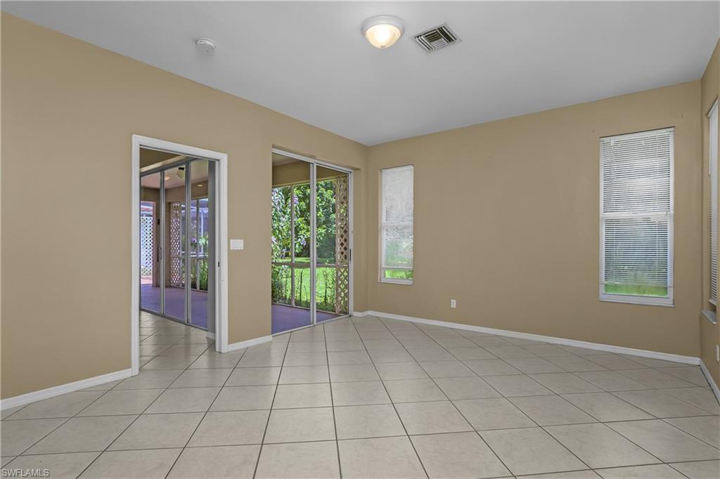 11082 LAKELAND CIR