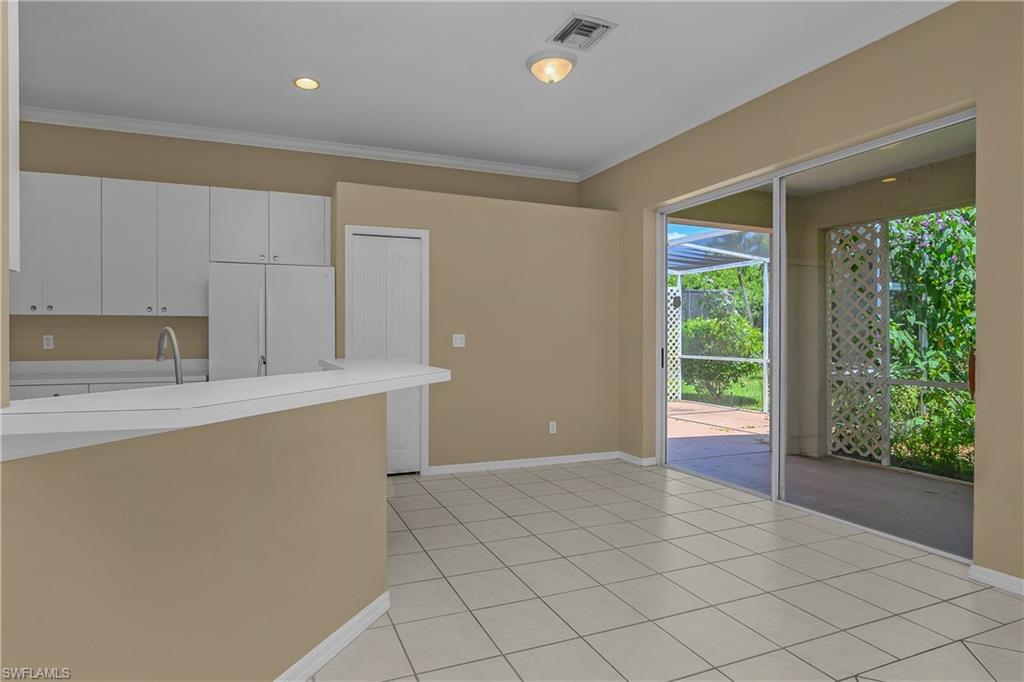 11082 LAKELAND CIR
