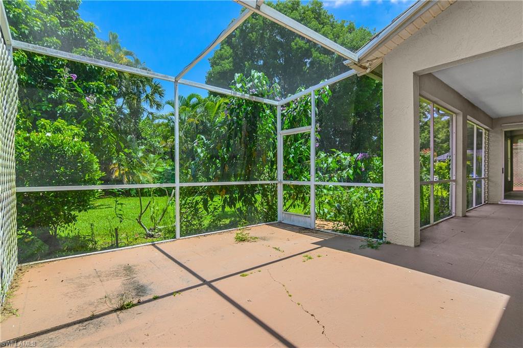 11082 LAKELAND CIR