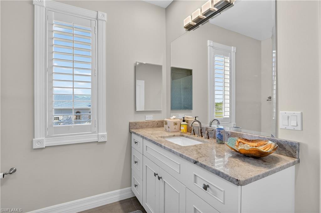 4060 SKYWAY DR 45