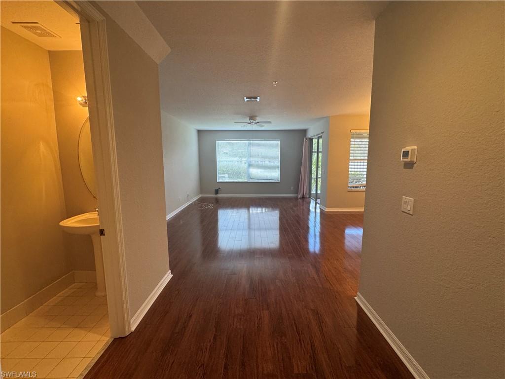 1410 Mariposa CIR 105