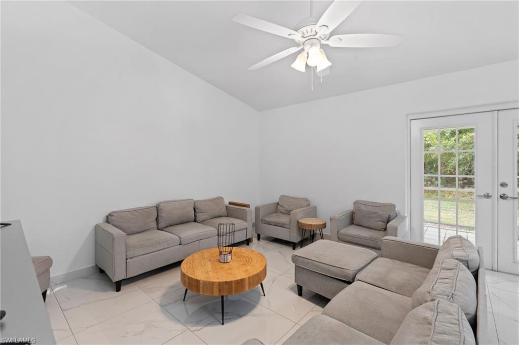 7780 Scarlet CT