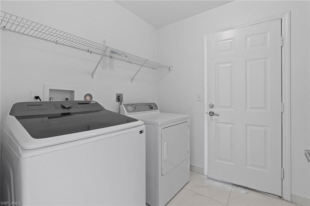 7780 Scarlet CT
