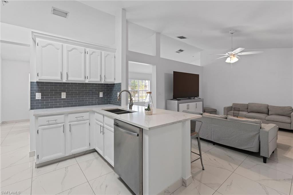 7780 Scarlet CT