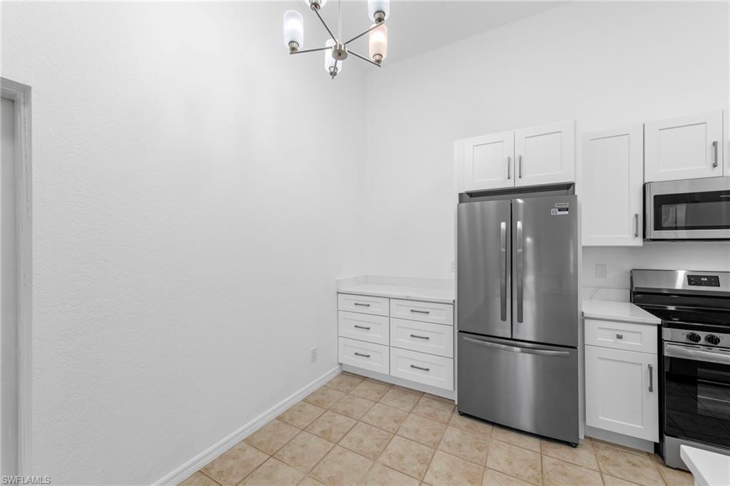 27123 Matheson AVE 206