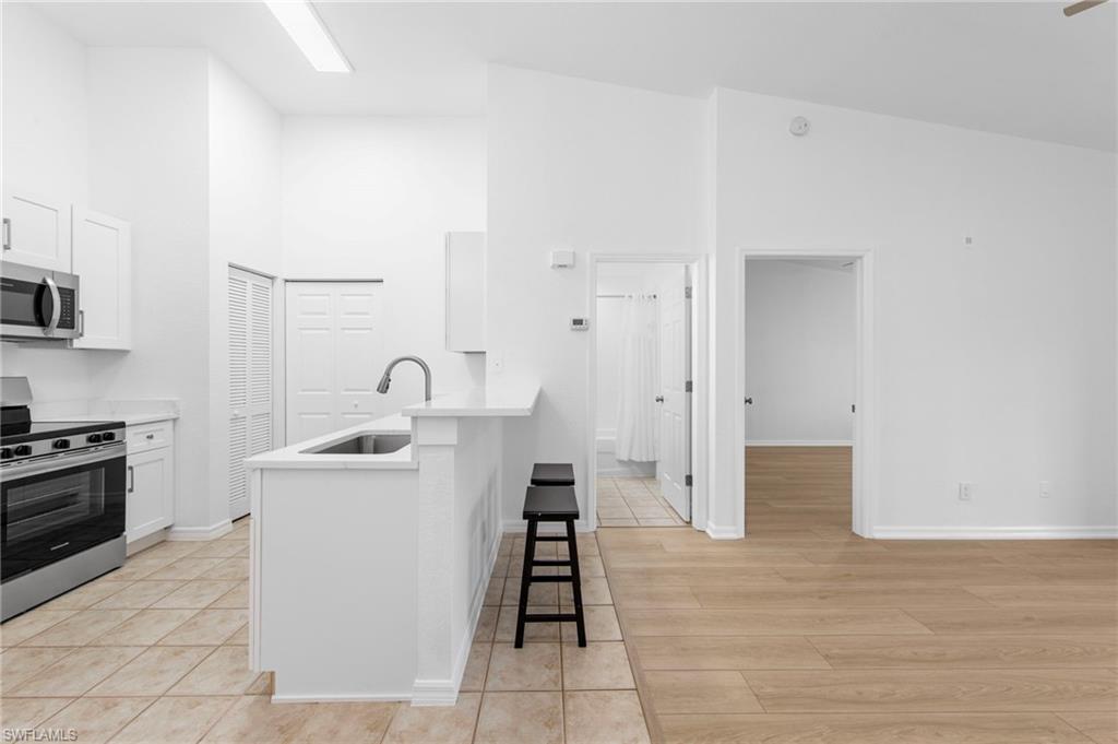 27123 Matheson AVE 206