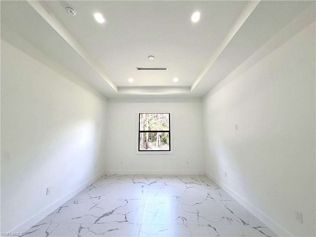 3257 Desoto Blvd S