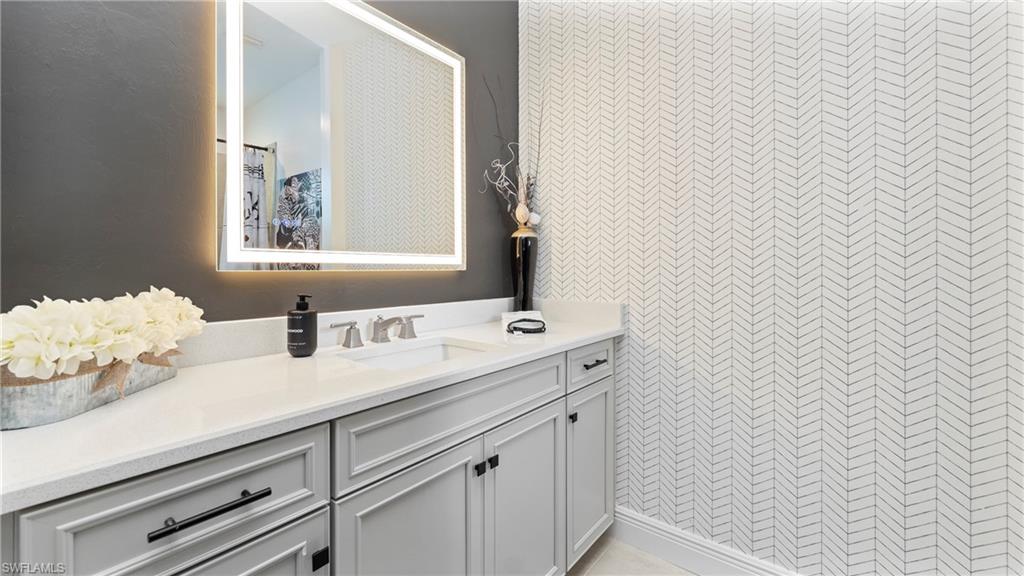 2567 Seychelles DR 207