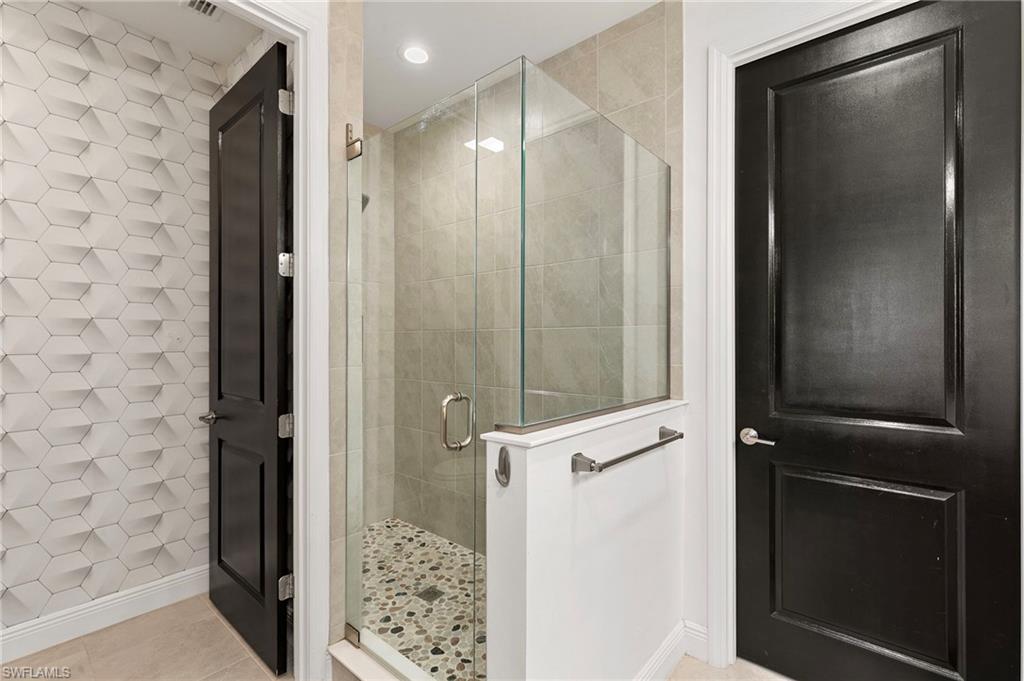 2567 Seychelles DR 207