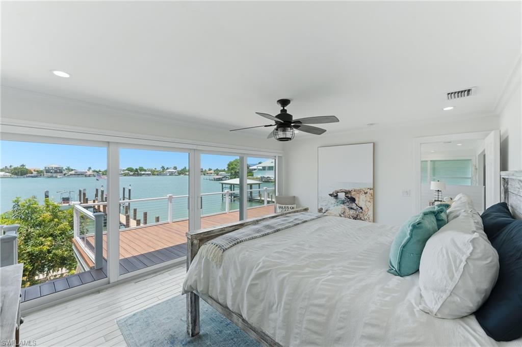 23 Pelican ST