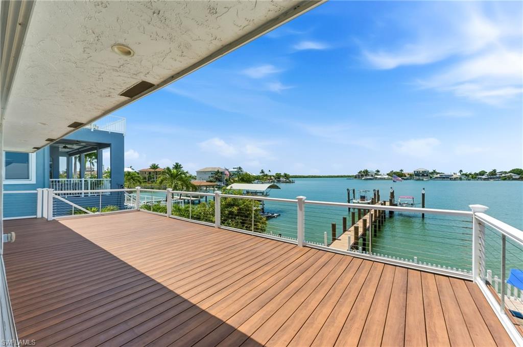 23 Pelican ST
