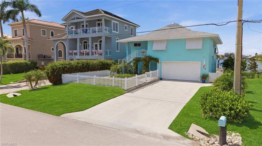 23 Pelican ST
