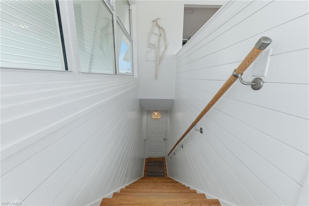 23 Pelican ST