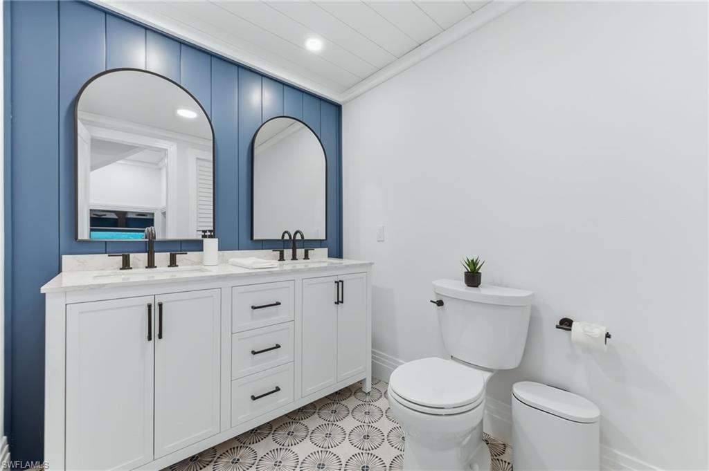 23 Pelican ST
