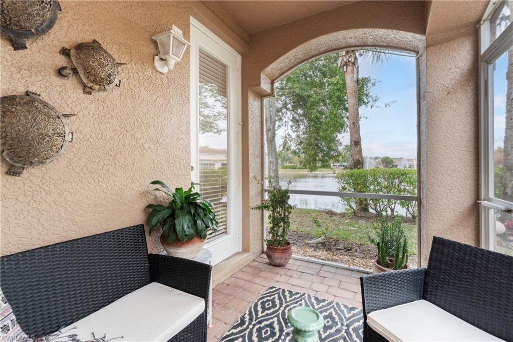 9544 Roundstone CIR