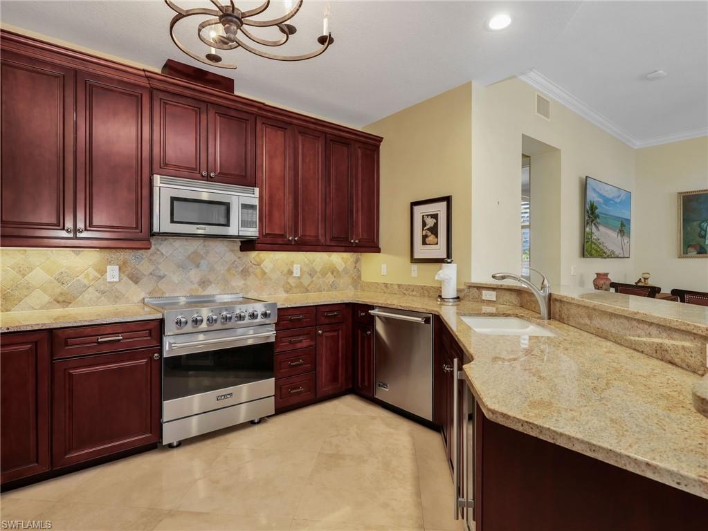 625 6th AVE S B301