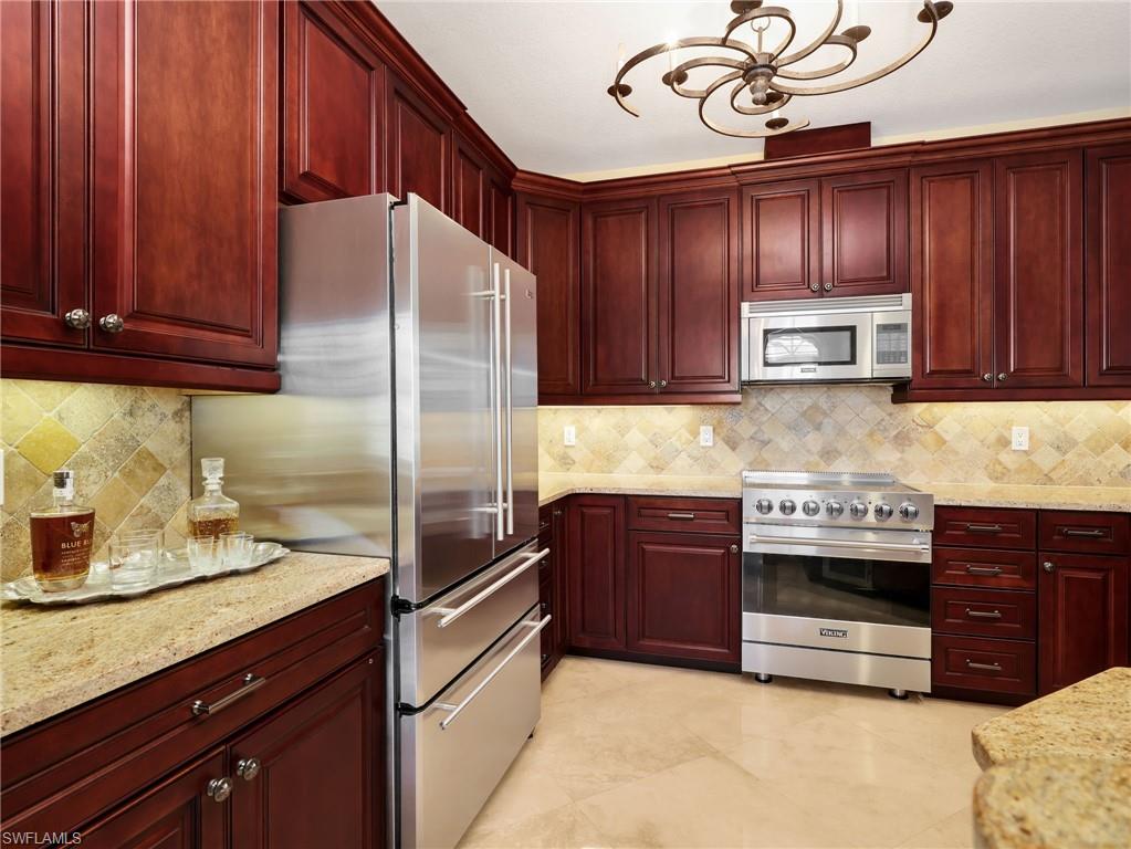 625 6th AVE S B301