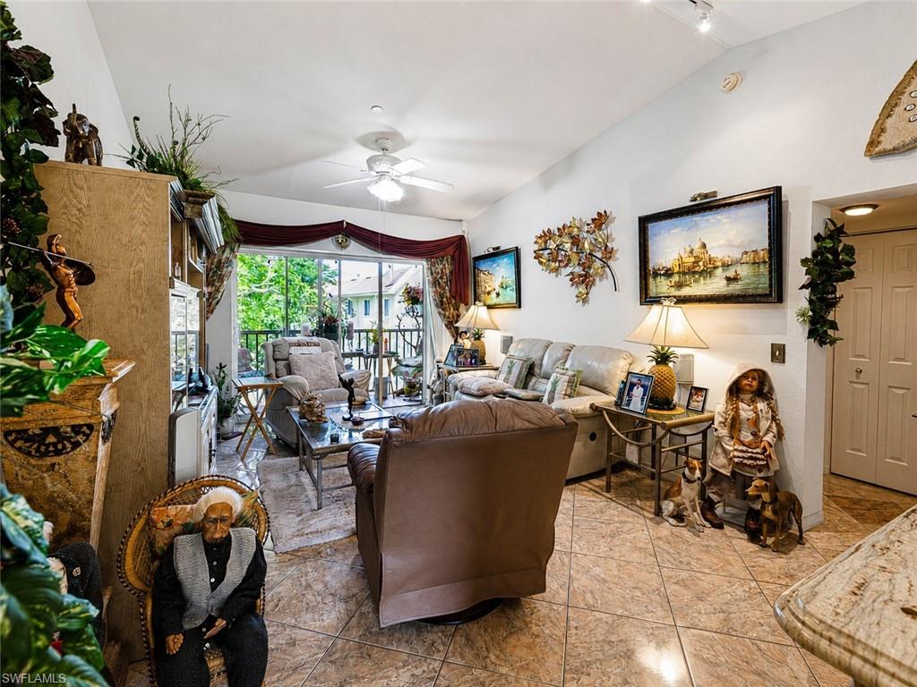 8294 Key Royal CIR 1631