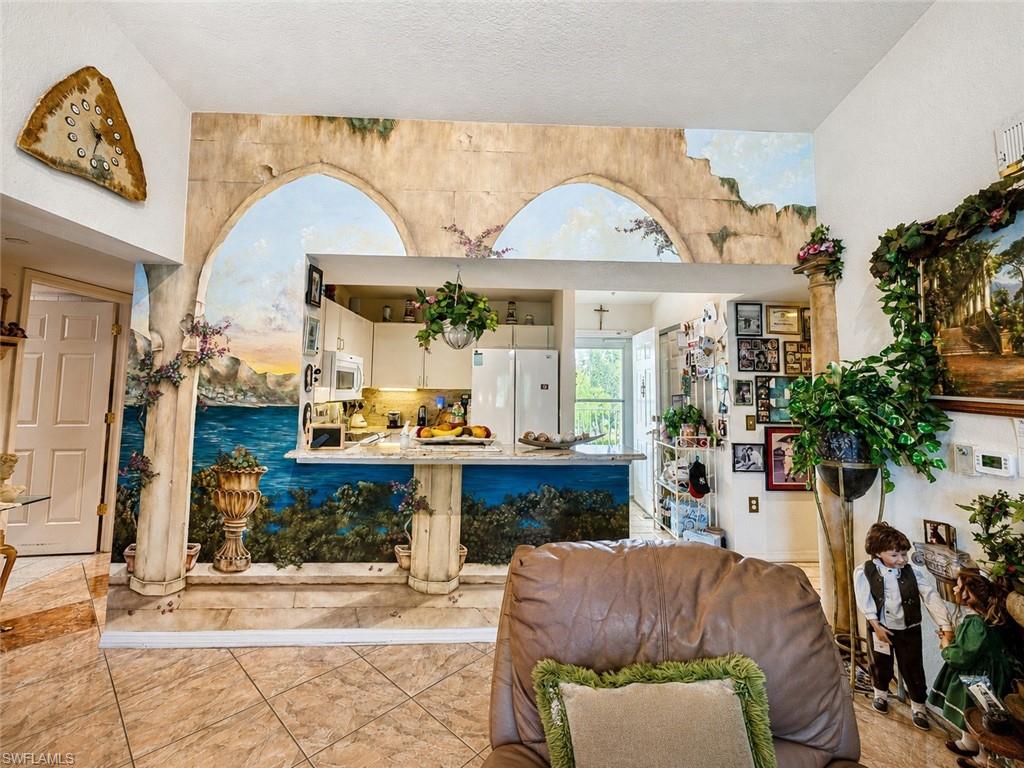 8294 Key Royal CIR 1631