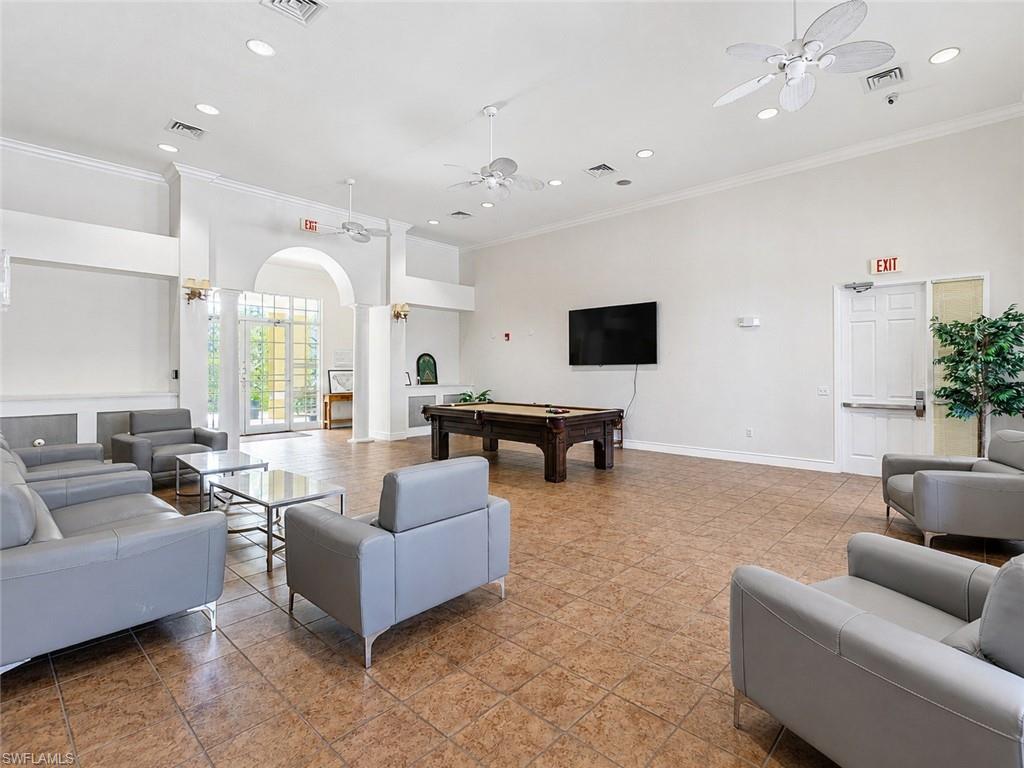 8294 Key Royal CIR 1631