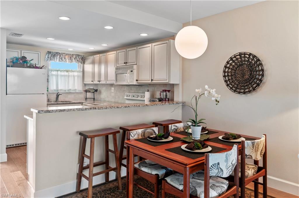 29 High Point CIR E 503