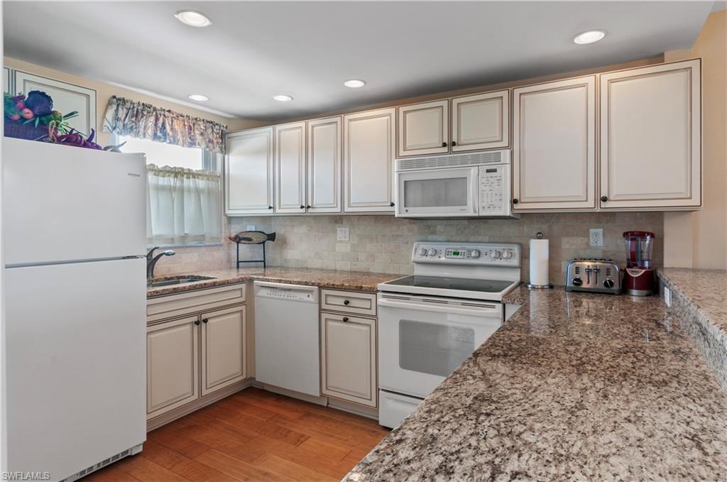 29 High Point CIR E 503