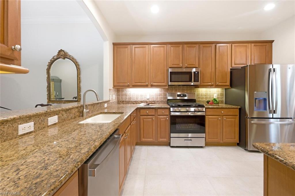 1826 Tarpon Bay DR S 91