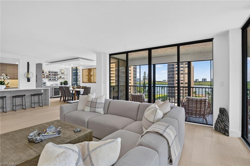 11 Bluebill AVE 606