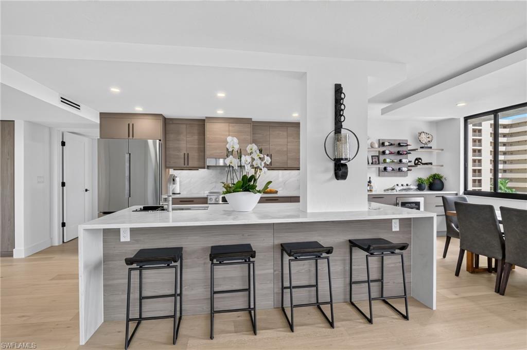 11 Bluebill AVE 606