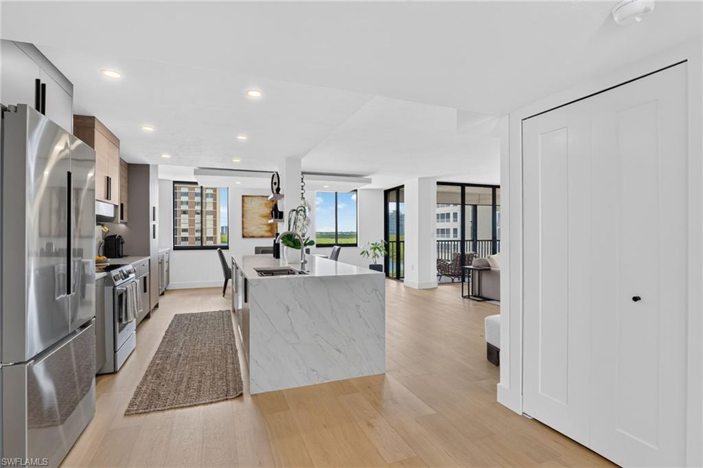 11 Bluebill AVE 606